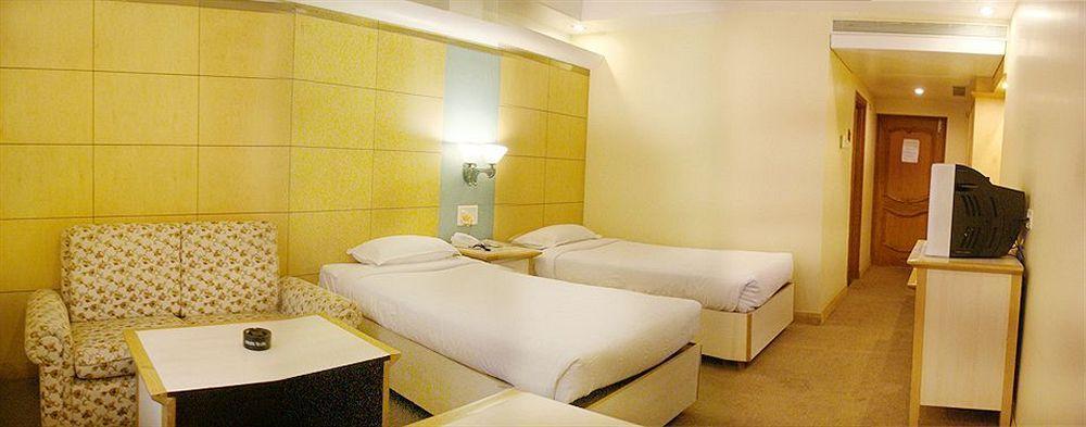 Hotel Grand International Rāipur エクステリア 写真